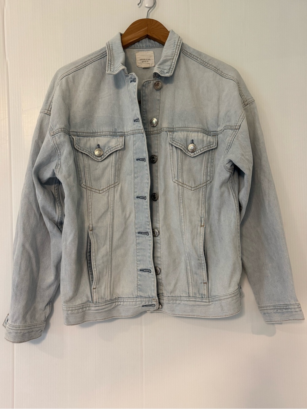 American Eagle Outfitters Light Wash Blue Jean Jacket